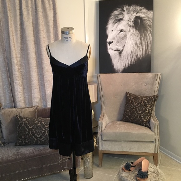GAP Dresses & Skirts - Navy Velvet Slip Dress Sz 8